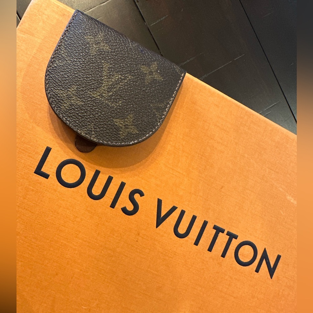 Authentic LV coin purse.